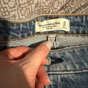 Abercrombie & Fitch High Rise Light Blue Jeans